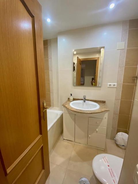 Acapulco Playa Bluewater Villas Nerja Bagian luar foto